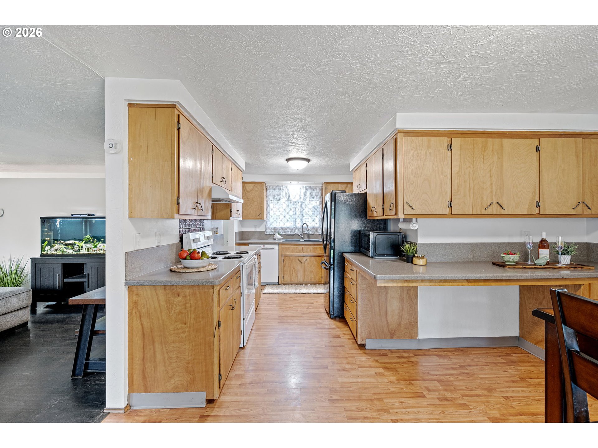 925 Oak Street Junction City, OR 97448 - Photo 12 of 35