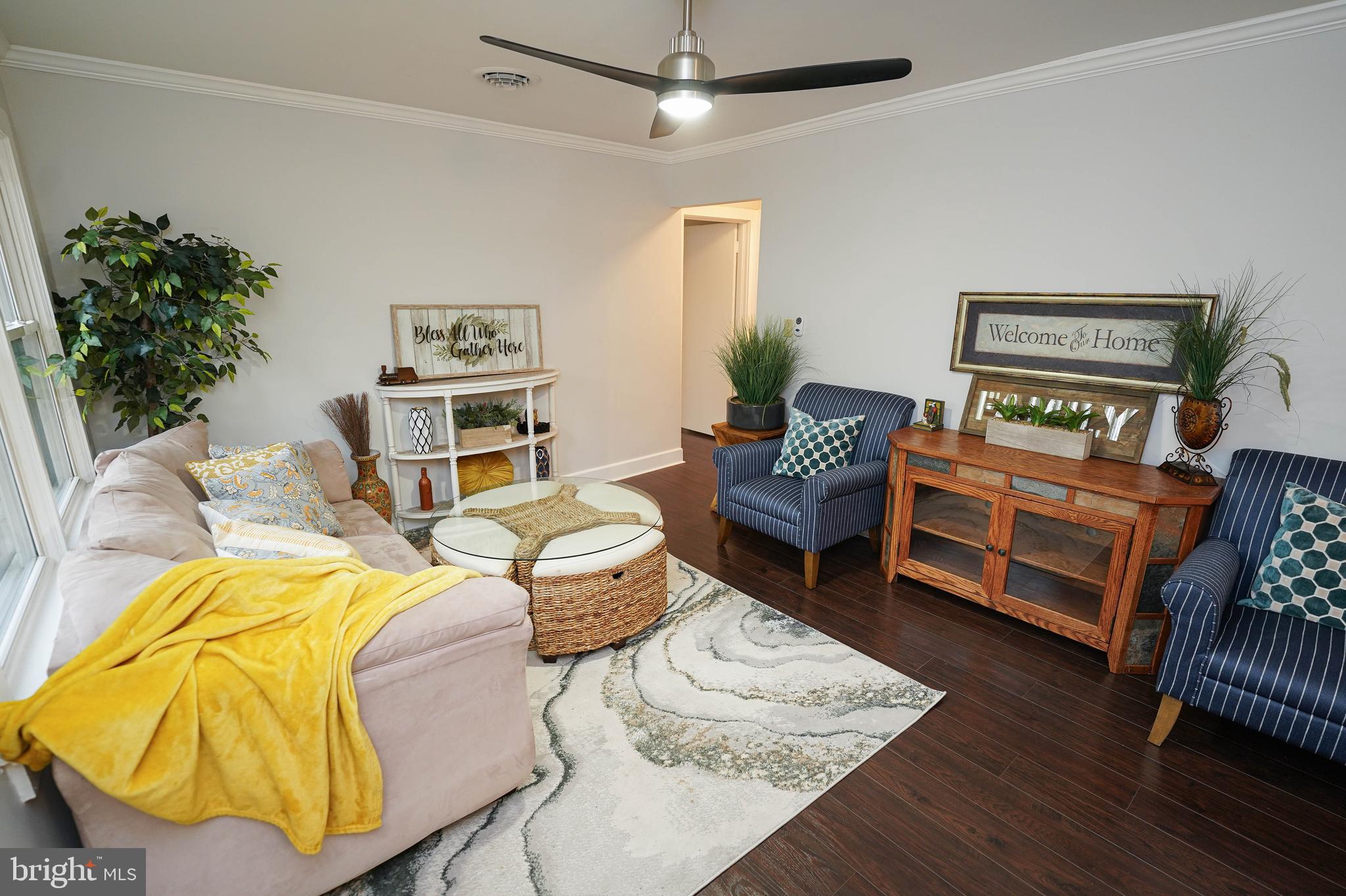 3493 Meadow Bridge Road Eden, MD 21822 - Photo 4 of 36 a living room with furniture and a couch