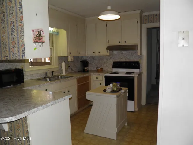 $164,900 | 126 Douglas Street, Rocky Mount, NC 27804