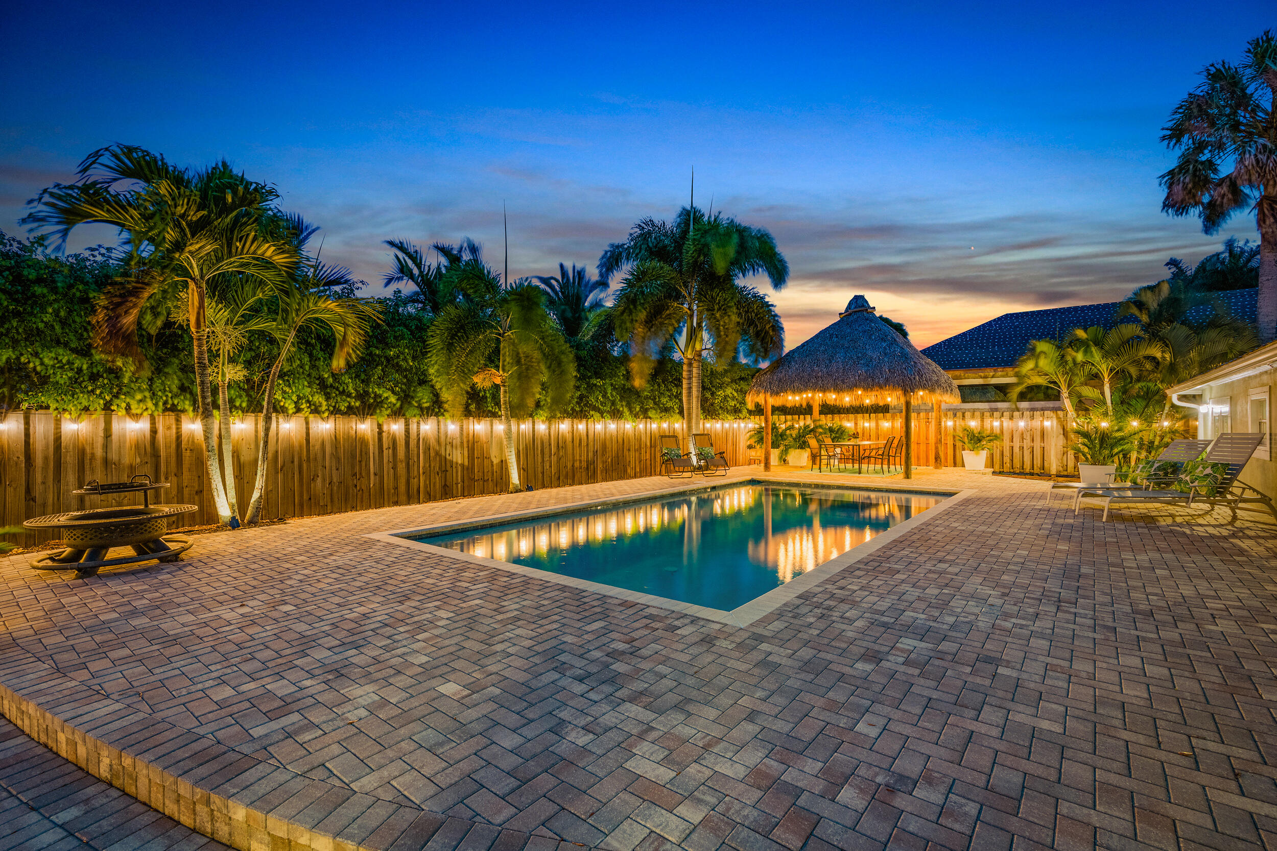 5692 Pennock Point Road Jupiter, FL 33458 - Photo 2 of 29 5692 Pennock Point Rd MLS-9