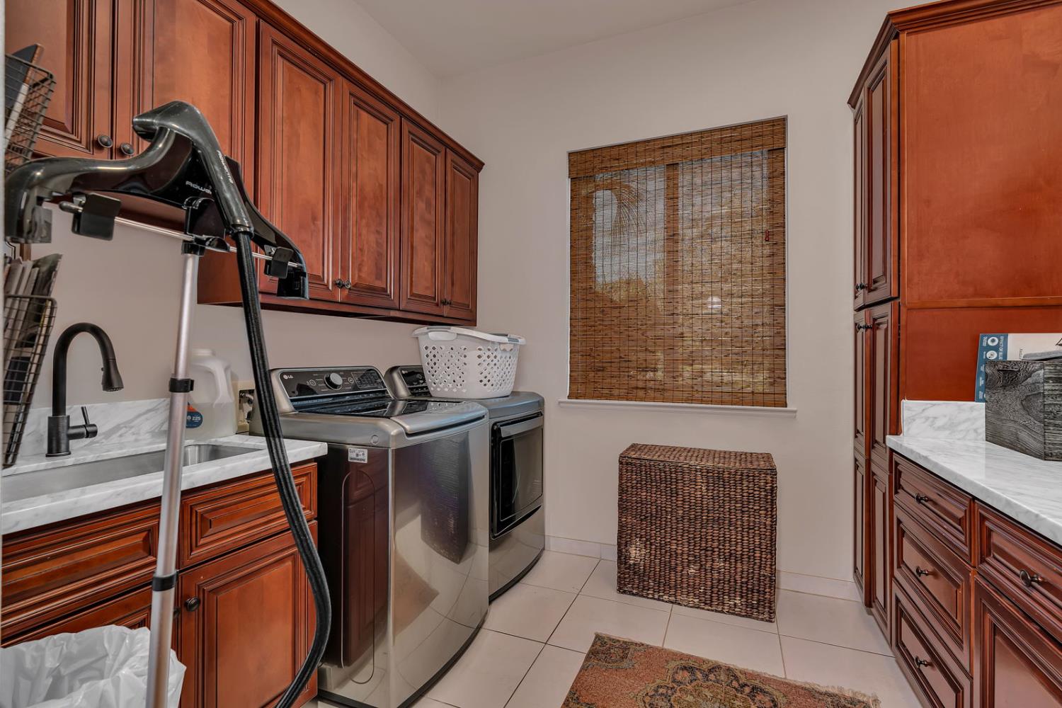 6190 Country Club Place Merced, CA 95340 - Photo 28 of 65