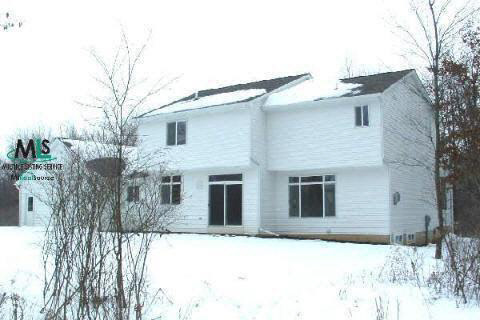 3015 Walnut Leonard, MI 48367 - Photo 2 of 6 769503-1.JPG