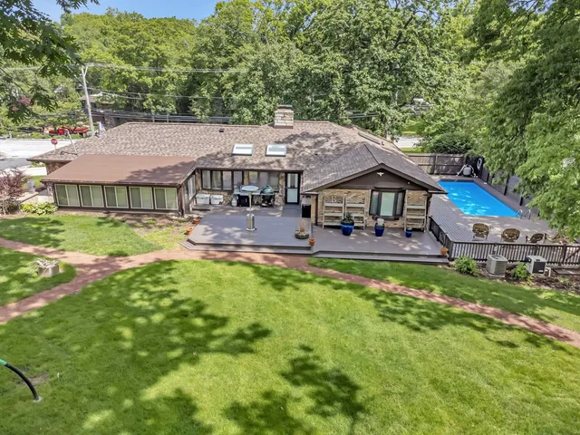 $574,900 | 9109 123rd Street, Palos Park, IL 60464