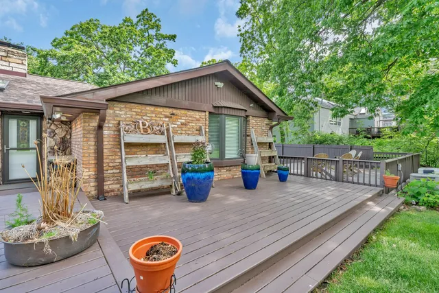 $574,900 | 9109 123rd Street, Palos Park, IL 60464