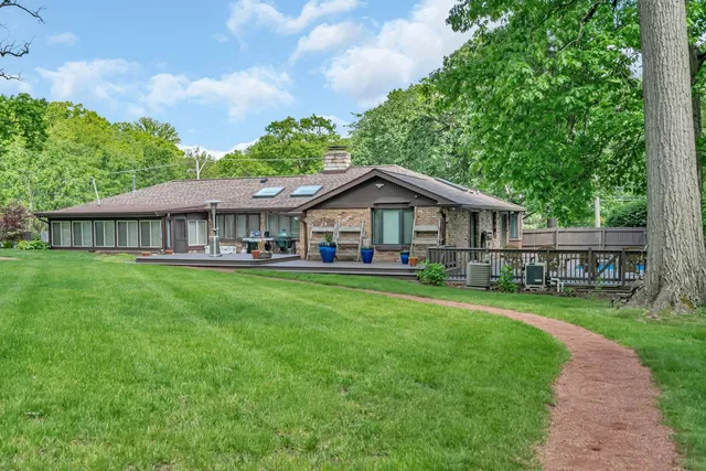 $574,900 | 9109 123rd Street, Palos Park, IL 60464