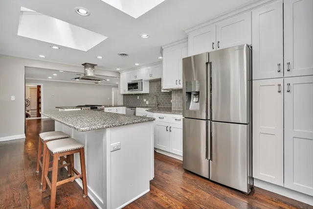 $574,900 | 9109 123rd Street, Palos Park, IL 60464