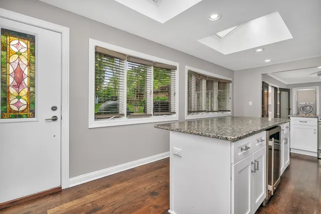 $574,900 | 9109 123rd Street, Palos Park, IL 60464