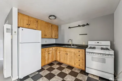 $2,795,000 | 982 Hayes Street, San Francisco, CA 94117