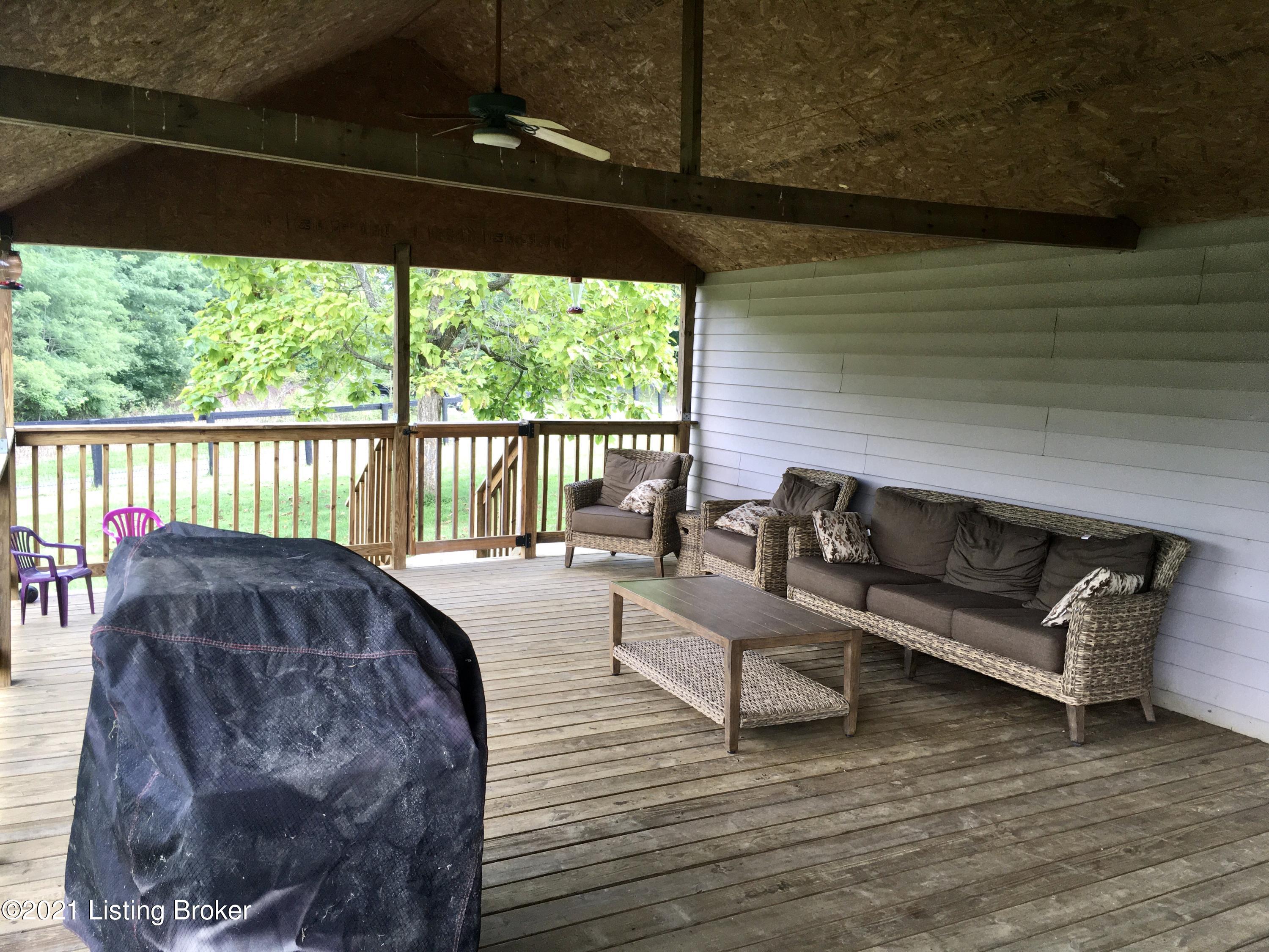 2932 Cat Ridge Road Waddy, KY 40076 - Photo 23 of 47 Photo Aug 21, 1 02 49 PM