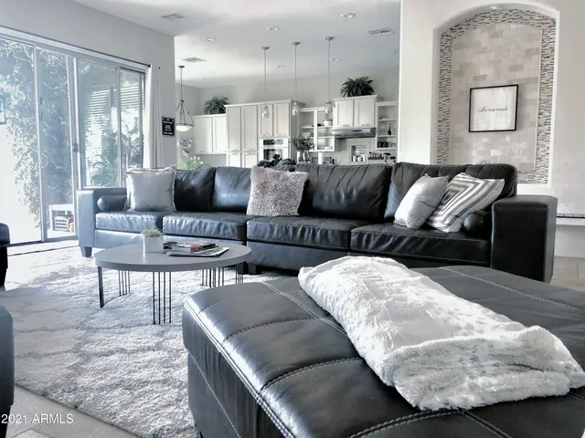 $9,500 | 3551 South Sterling Court, Gilbert, AZ 85297