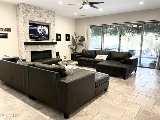 $9,500 | 3551 South Sterling Court, Gilbert, AZ 85297