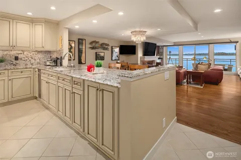 $2,995,000 | 6363 Lake Washington Boulevard Northeast, Unit 203, Kirkland, WA 98033