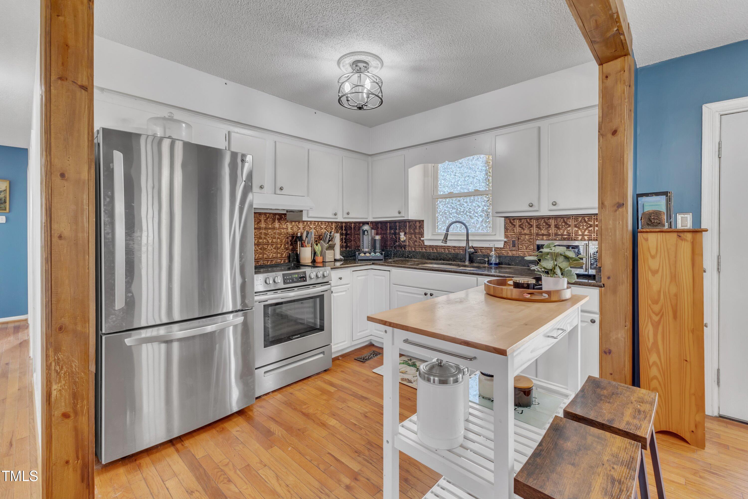 201 Barbour Road Smithfield, NC 27577 - Photo 13 of 37 22-201-Barbour-31