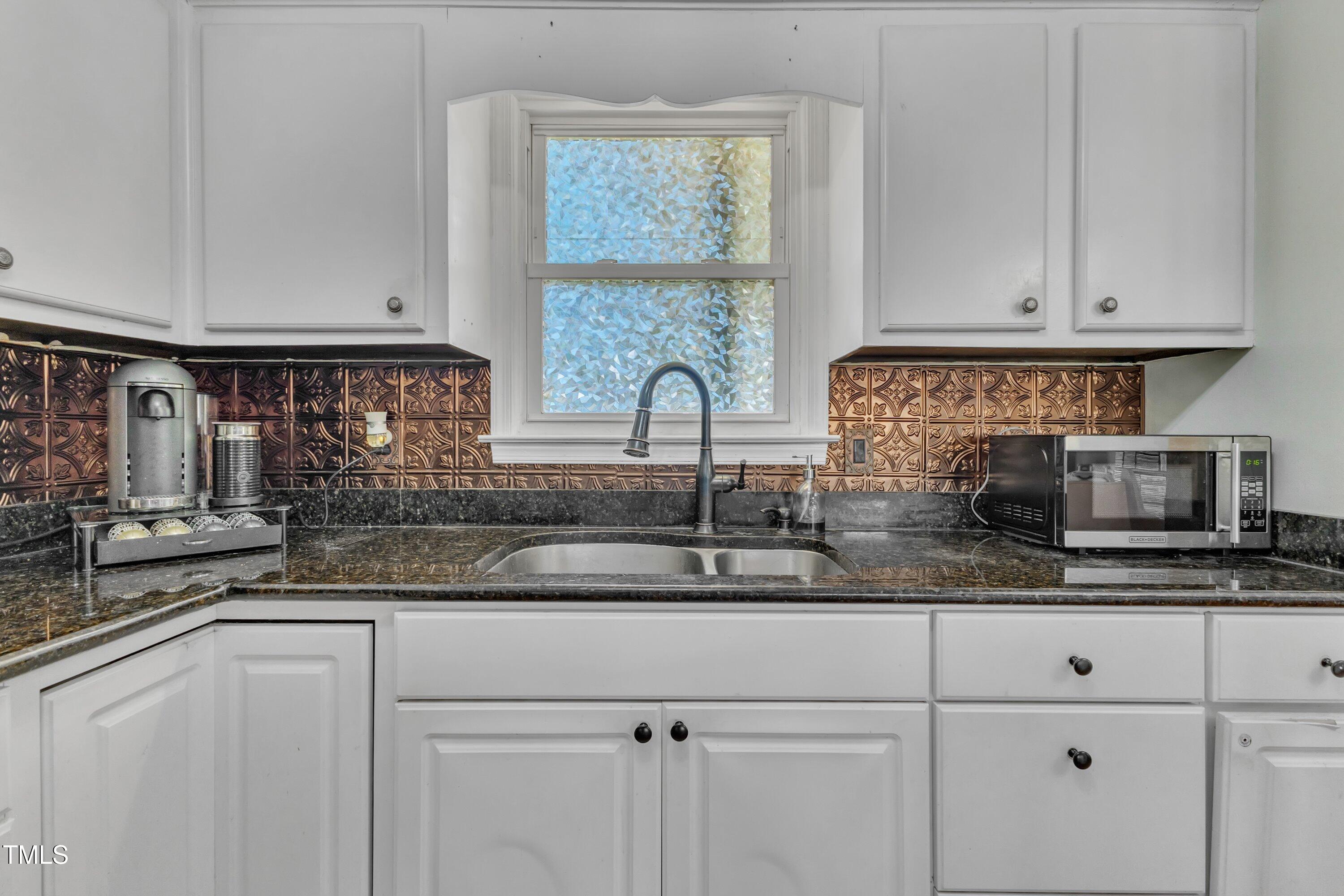 201 Barbour Road Smithfield, NC 27577 - Photo 18 of 37 26-201-Barbour-35