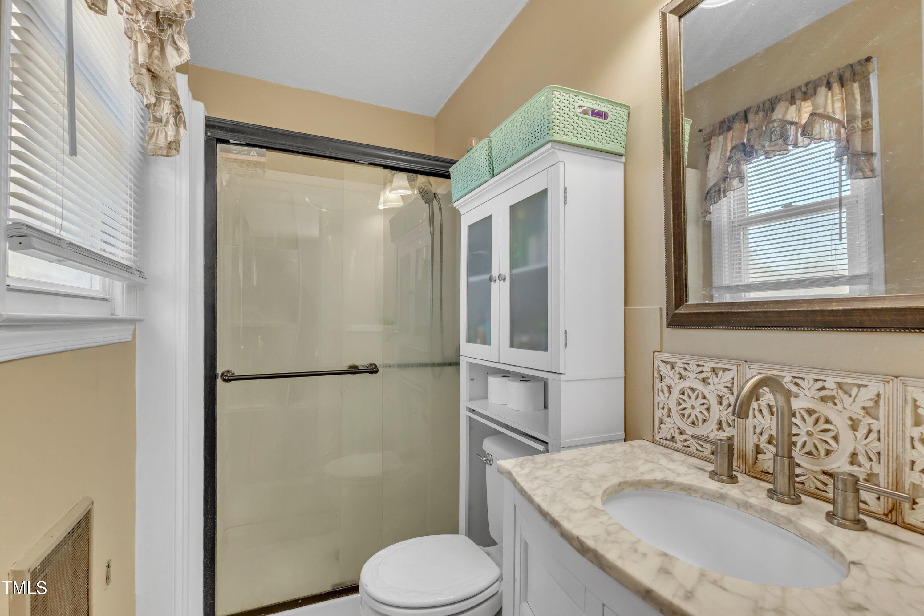 201 Barbour Road Smithfield, NC 27577 - Photo 23 of 37 13-201-Barbour-22