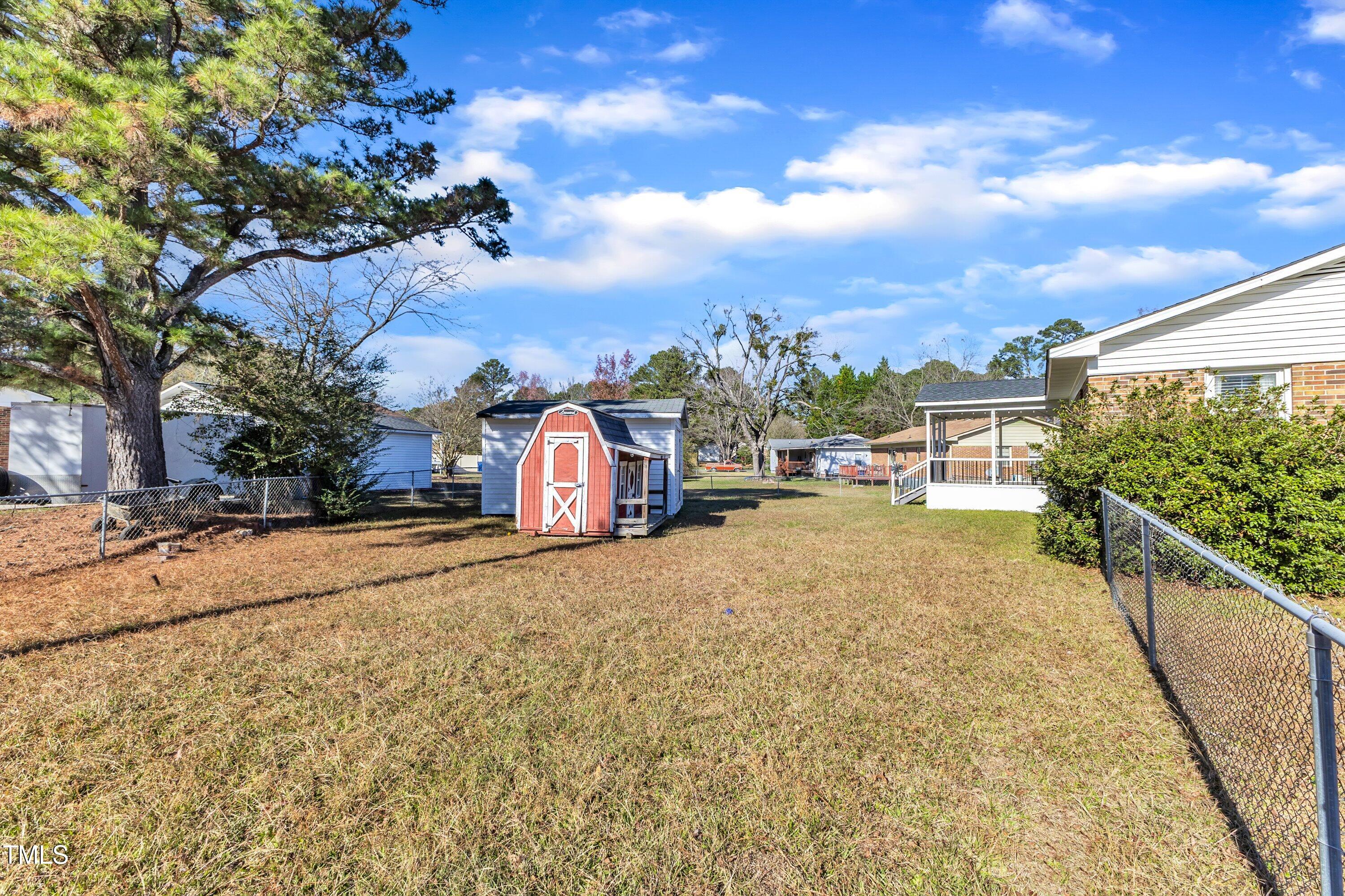 201 Barbour Road Smithfield, NC 27577 - Photo 34 of 37 34-201-Barbour-43