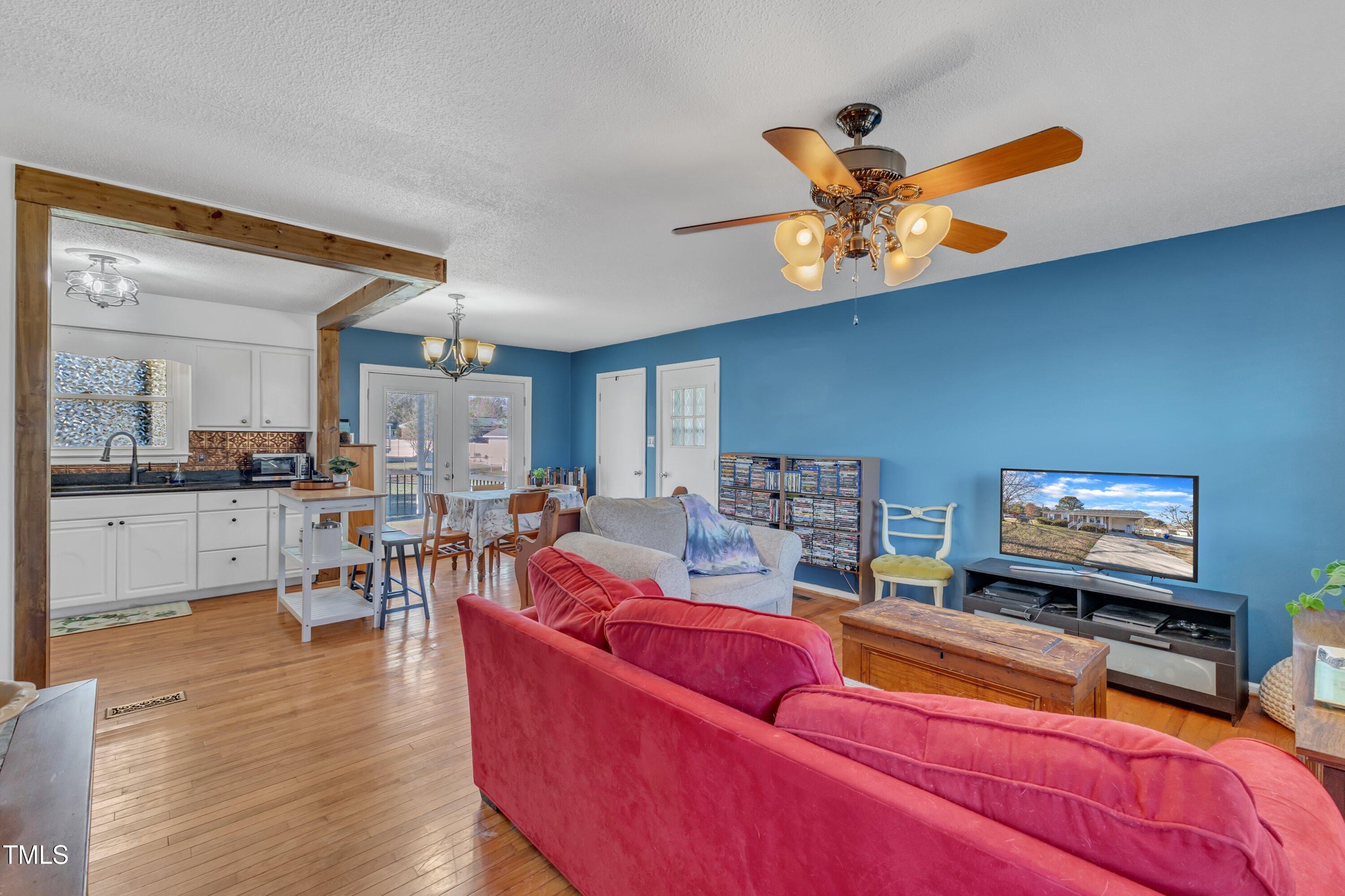 201 Barbour Road Smithfield, NC 27577 - Photo 7 of 37 20-201-Barbour-29