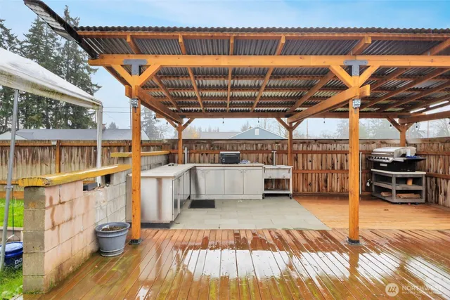 $465,000 | 10915 Davisson Road Southwest, Lakewood, WA 98499