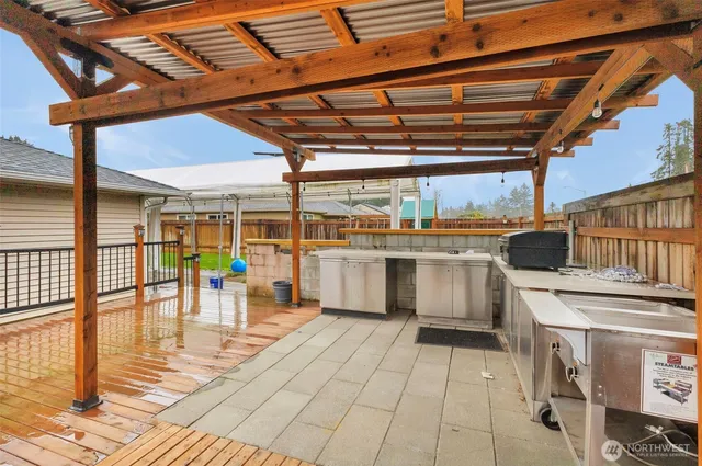 $465,000 | 10915 Davisson Road Southwest, Lakewood, WA 98499