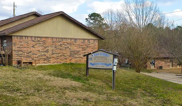 $525 | 344 Redbud Lane, Vivian, LA 71082