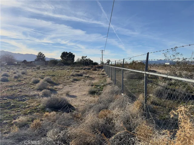 $45,000 | 9690 East Blackhawk Trail, Lucerne Valley, CA 92356