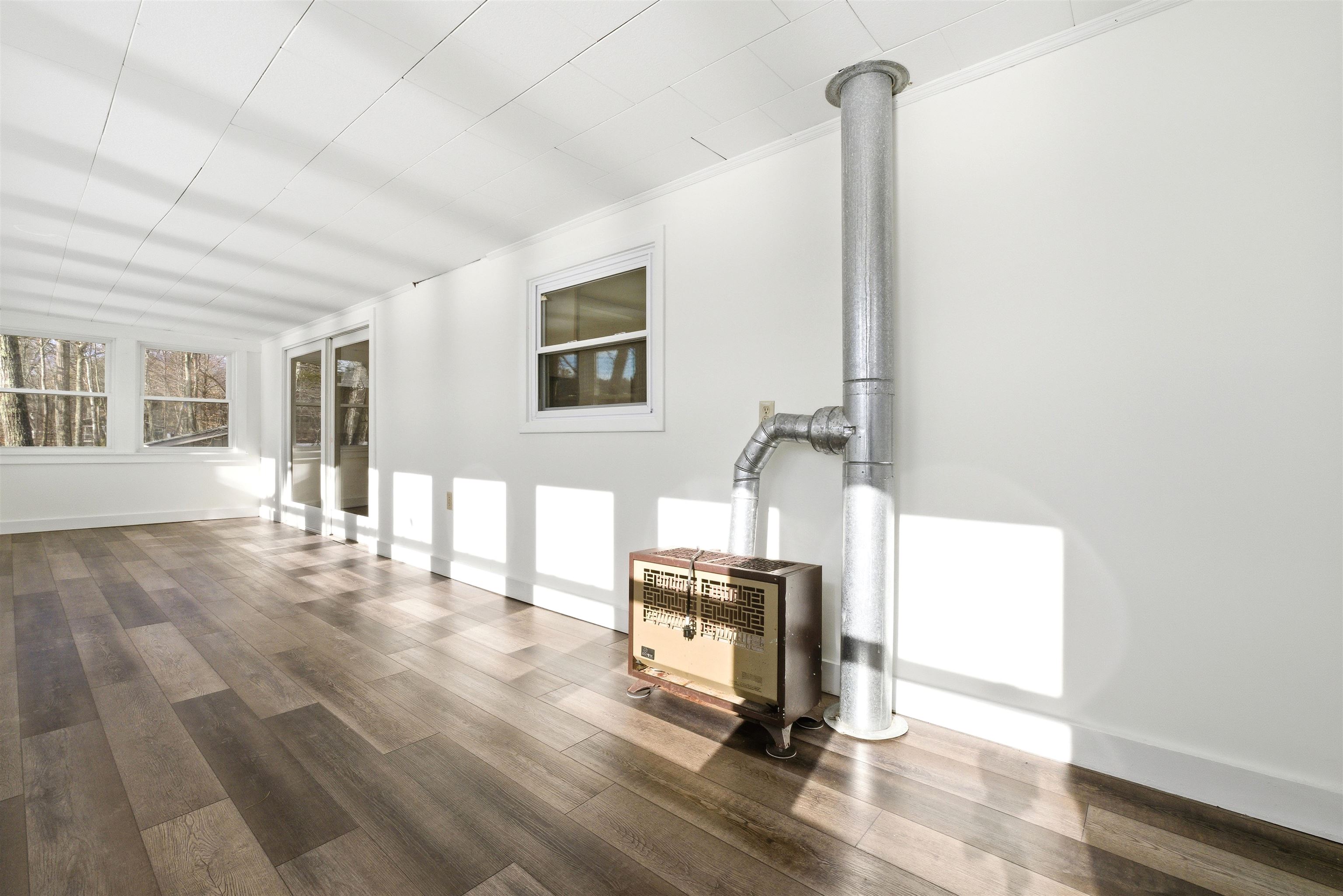 287 Clough Pond Road Loudon, NH 03307 - Photo 13 of 38