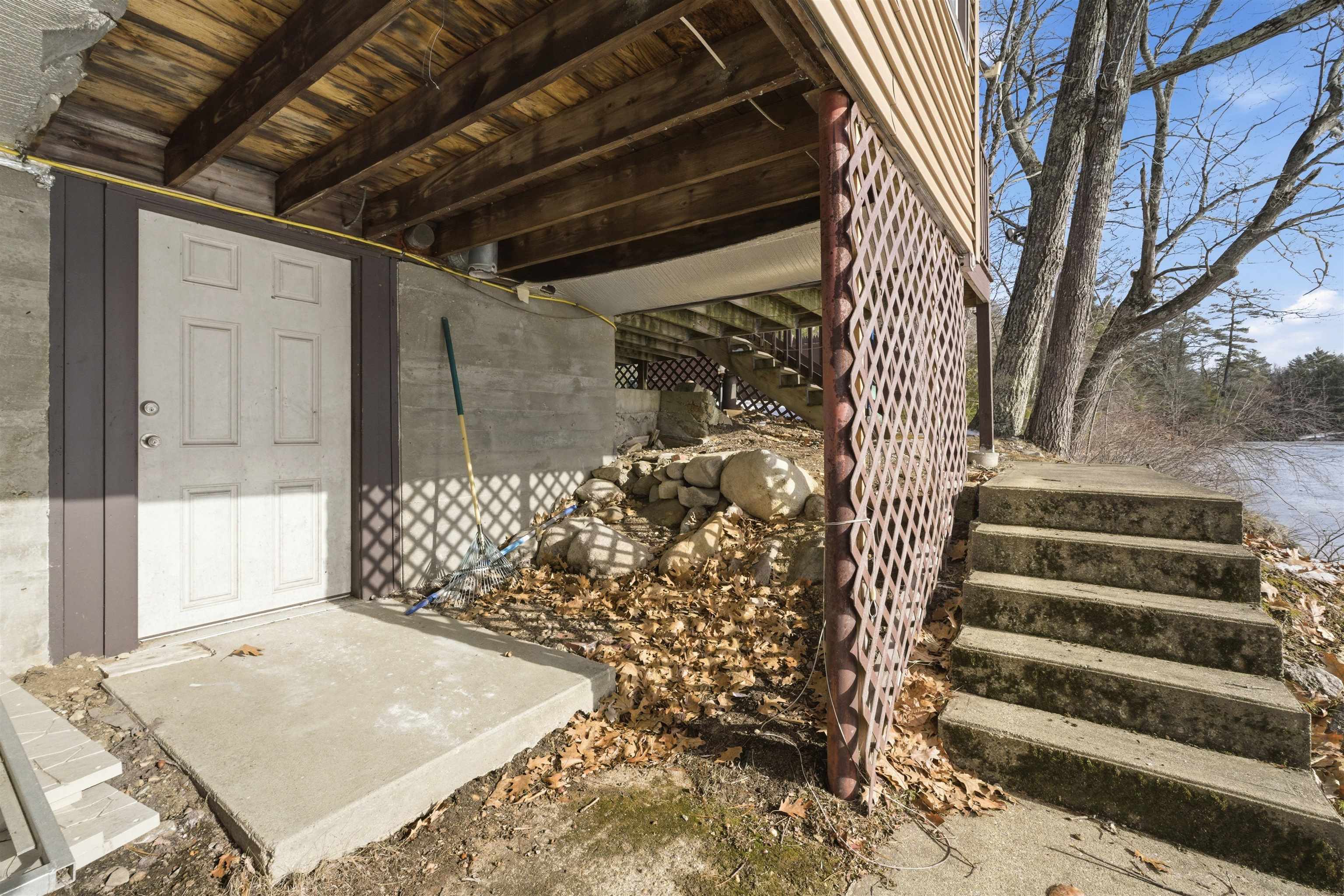 287 Clough Pond Road Loudon, NH 03307 - Photo 29 of 38