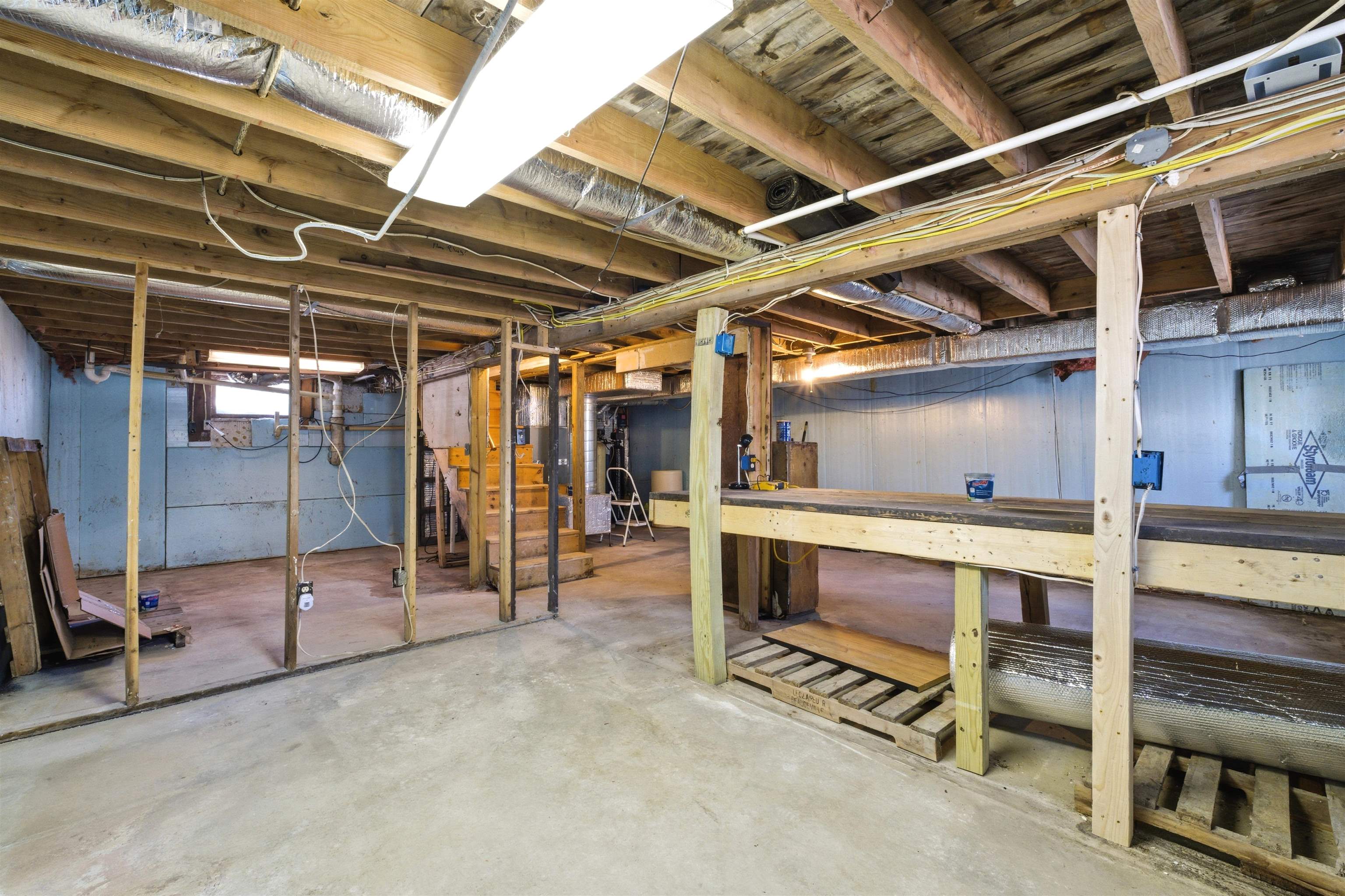 287 Clough Pond Road Loudon, NH 03307 - Photo 31 of 38