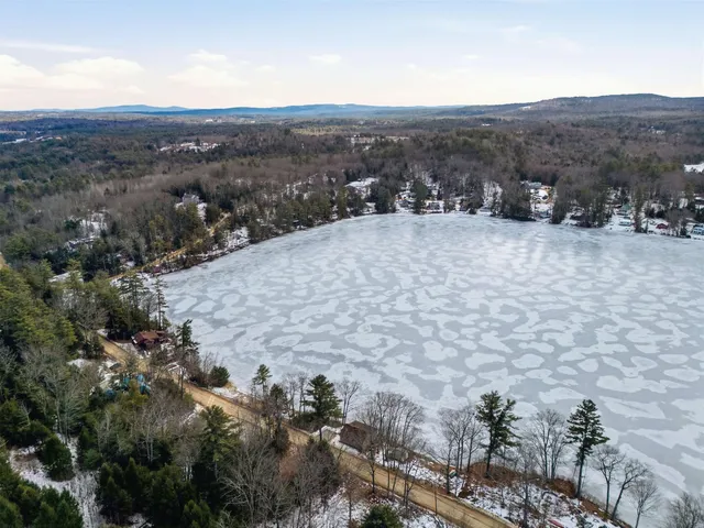 $499,000 | 287 Clough Pond Road, Loudon, NH 03307