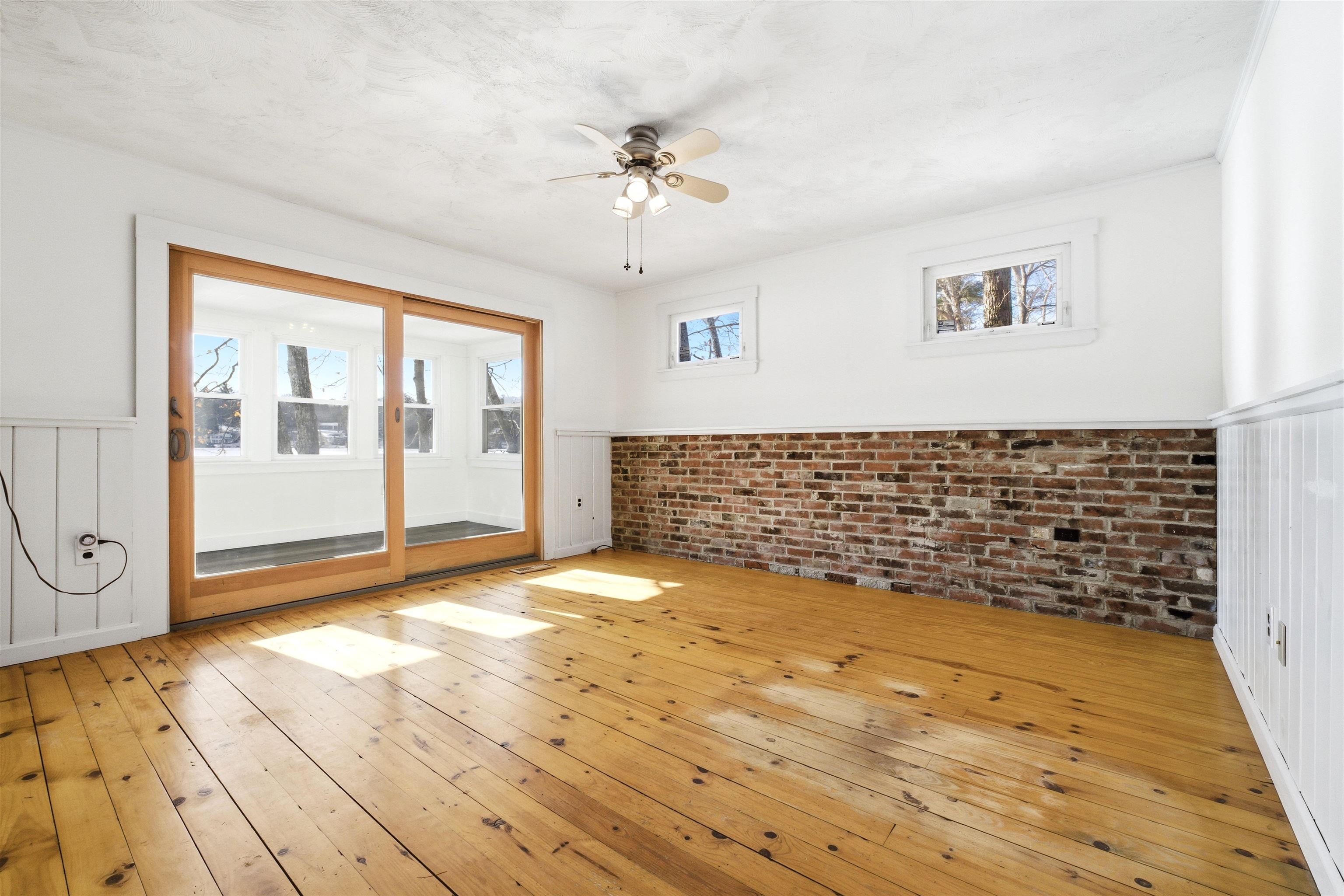 287 Clough Pond Road Loudon, NH 03307 - Photo 9 of 38