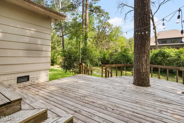 $189,900 | 2067 Southwood Road, Jackson, MS 39211