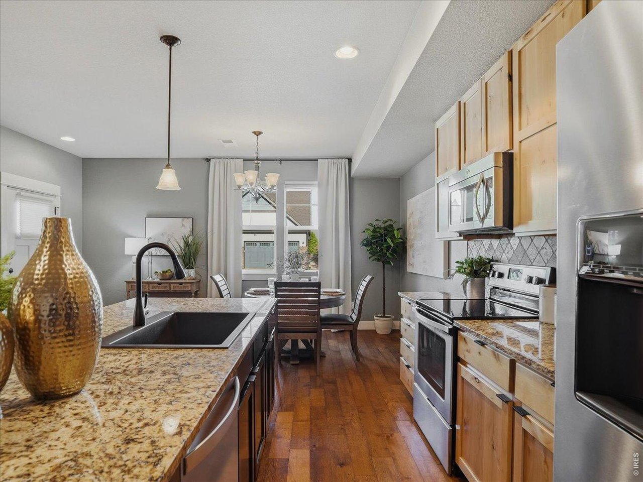 2065 Scarecrow Road Fort Collins, CO 80525 - Photo 17 of 50 Easy to entertain guests