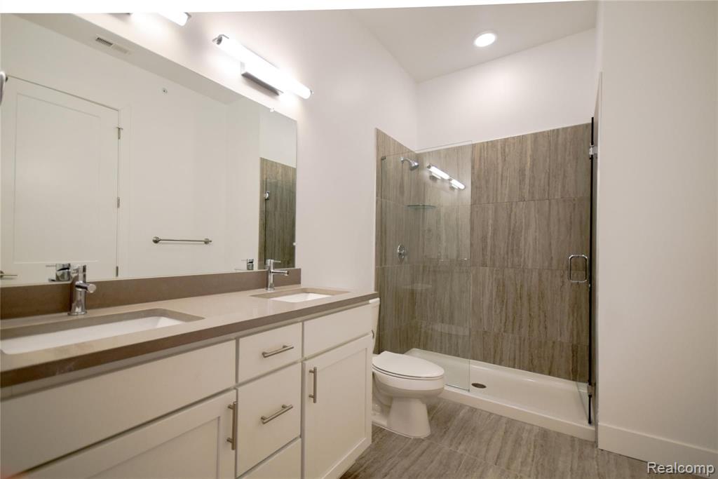 1401 South Rochester Road, Unit 203 Rochester, MI 48307 - Photo 16 of 17