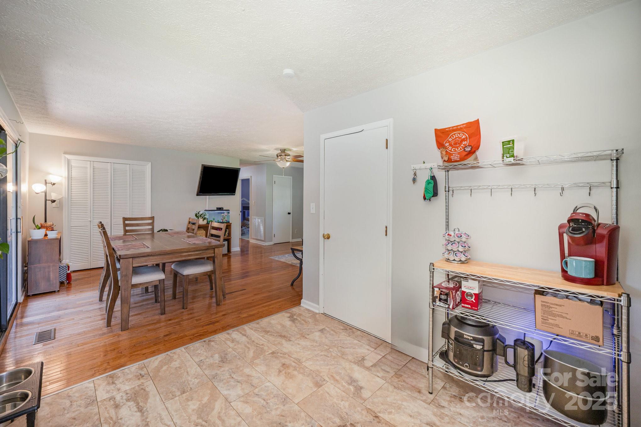 5345 Dentons Chapel Road Morganton, NC 28655 - Photo 10 of 34
