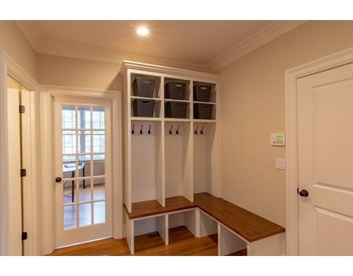 945 Webster Street Needham, MA 02492 - Photo 3 of 28