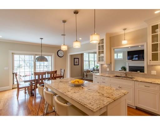 945 Webster Street Needham, MA 02492 - Photo 4 of 28