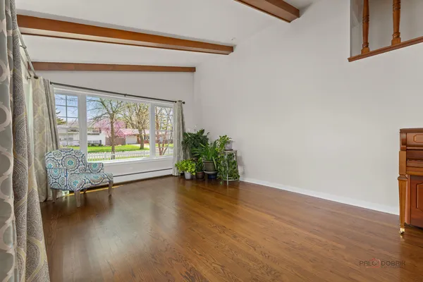 $479,900 | 2115 East Miner Street, Arlington Heights, IL 60004