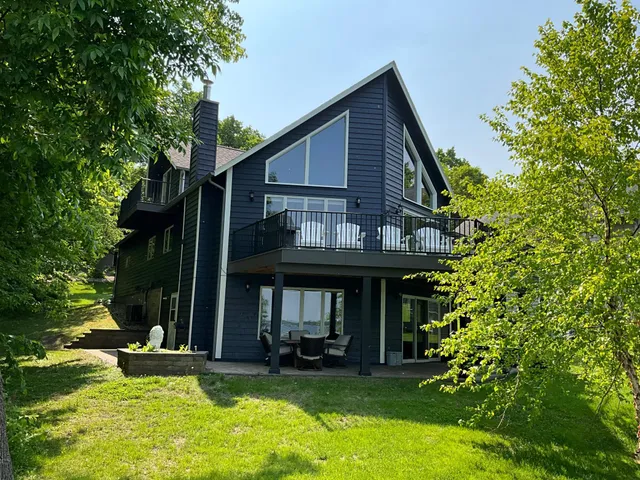 $875,000 | 10250 County Road 34 Northwest, Alexandria, MN 56308