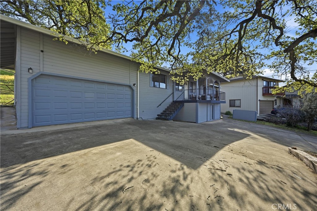 19004 Deer Hill Road Hidden Valley Lake, CA 95467 - Photo 3 of 33