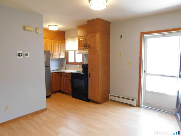 $1,900 | 4754 Madison Avenue, Trumbull, CT 06611