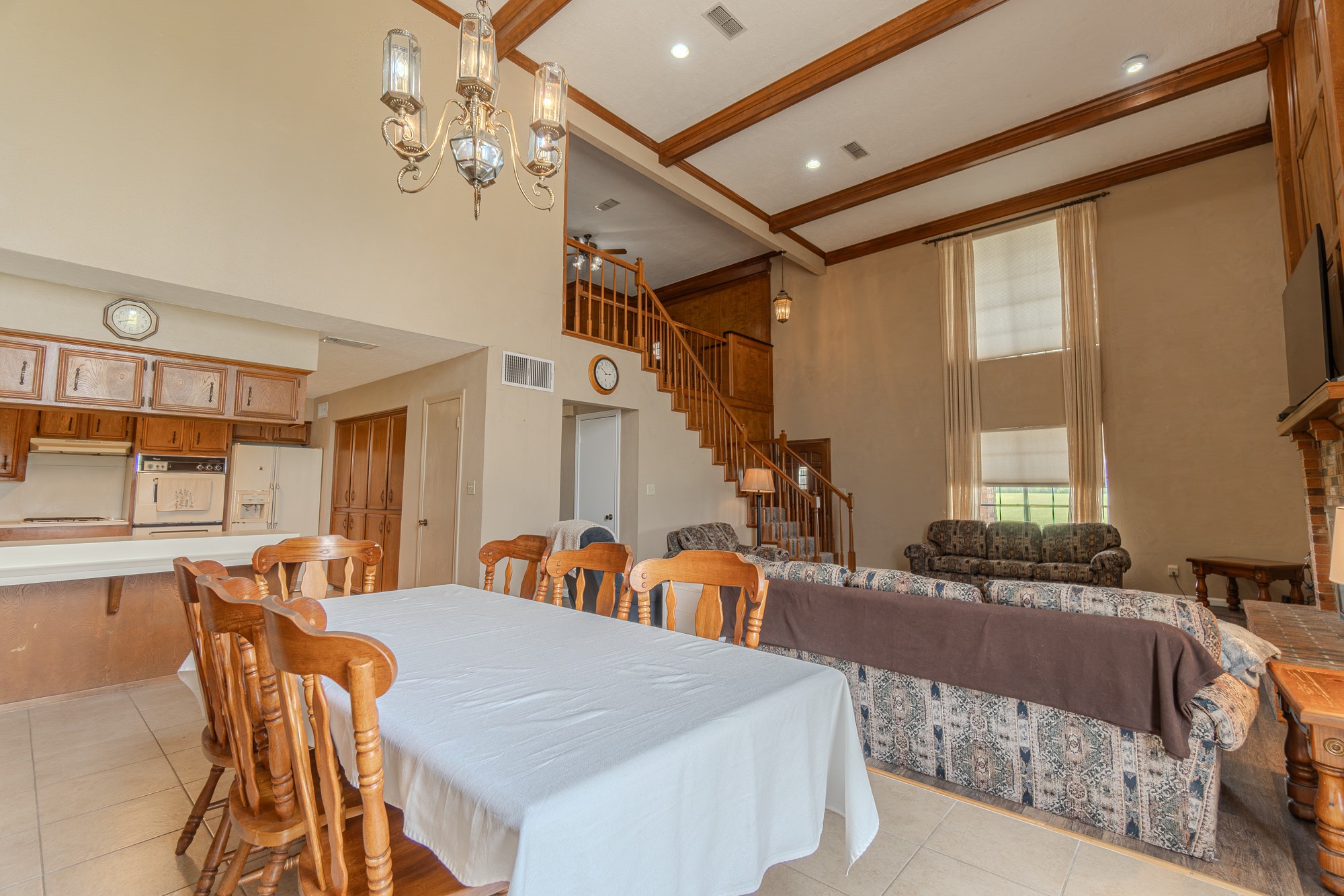 2745 Holub Road Schulenburg, TX 78956 - Photo 28 of 40 a bed room with a bed and a large mirror