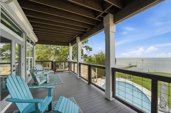 $1,279,000 | 4019 Bayshore Drive, Bacliff, TX 77518