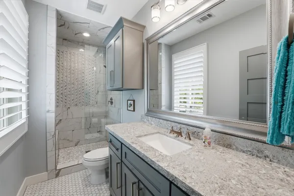 $1,279,000 | 4019 Bayshore Drive, Bacliff, TX 77518