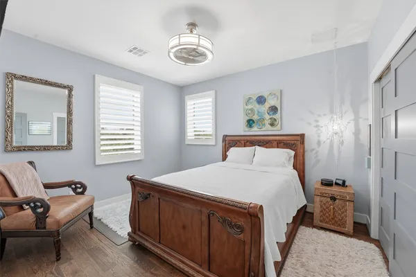 $1,279,000 | 4019 Bayshore Drive, Bacliff, TX 77518