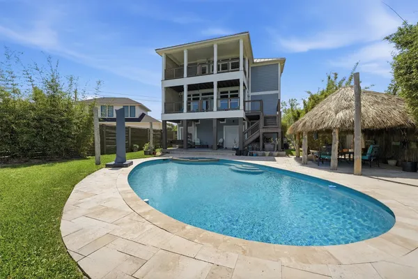 $1,279,000 | 4019 Bayshore Drive, Bacliff, TX 77518