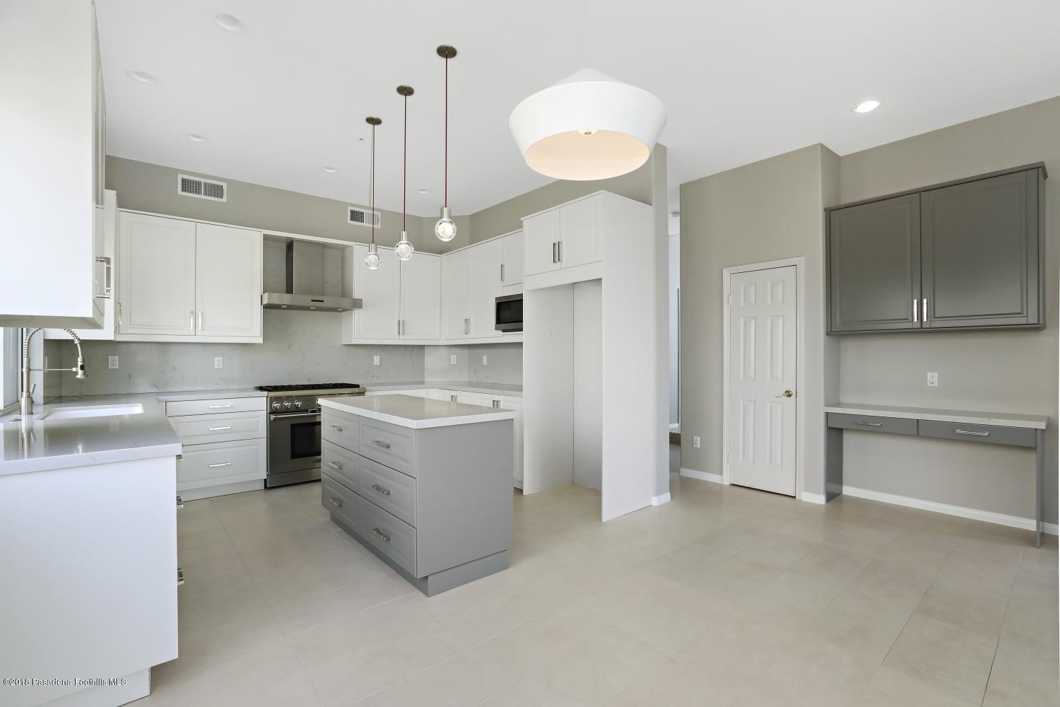 3816 Sky View Lane Glendale, CA 91214 - Photo 14 of 59 14