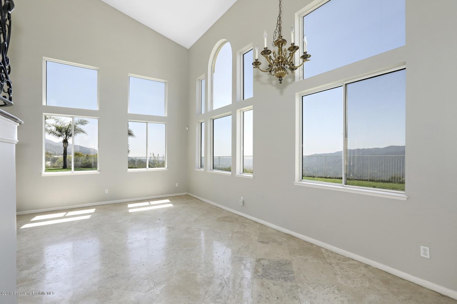 3816 Sky View Lane Glendale, CA 91214 - Photo 9 of 59 09