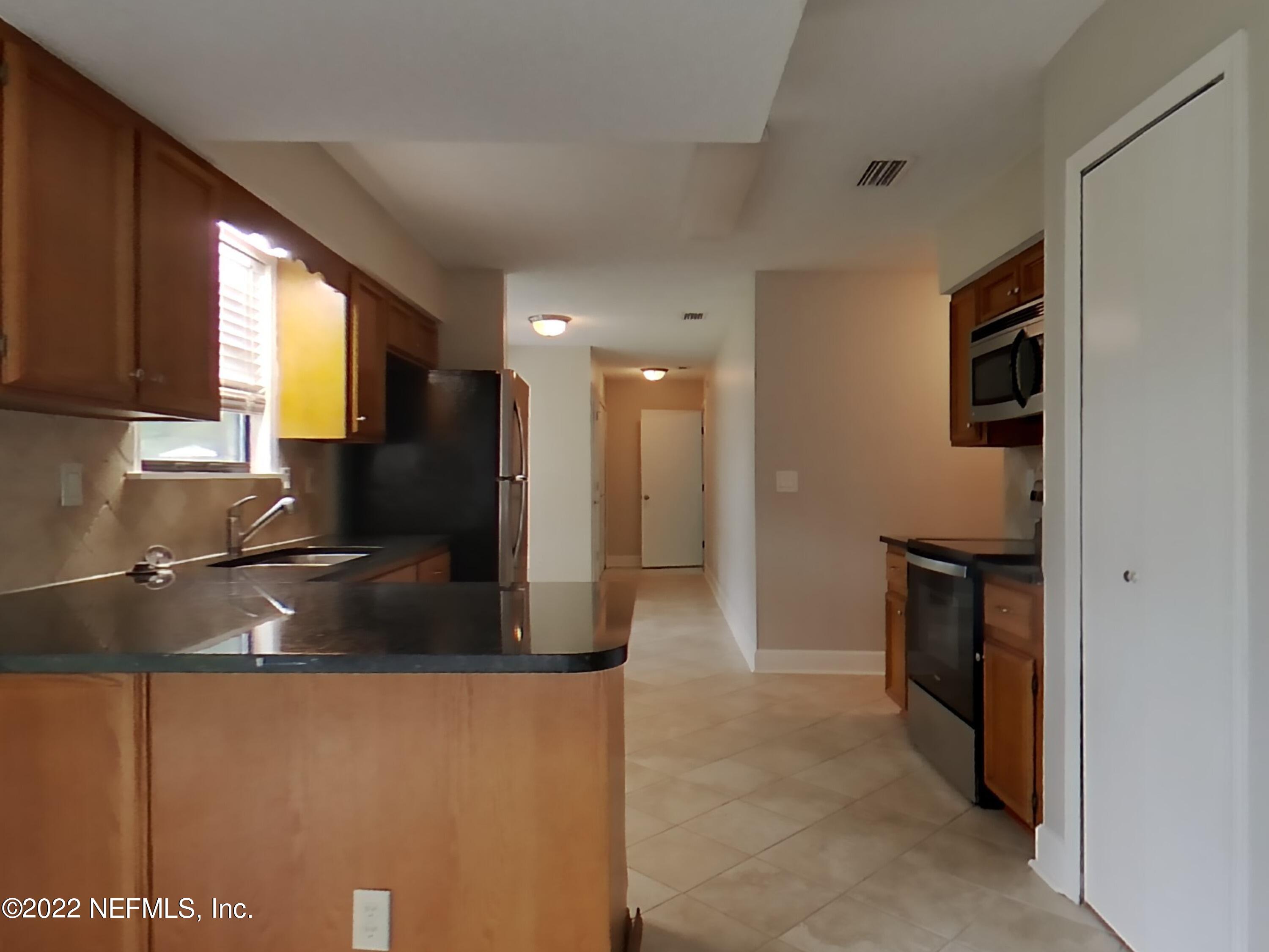 2435 Burns Drive Middleburg, FL 32068 - Photo 6 of 19 5_Image_cFeJj6EuUT