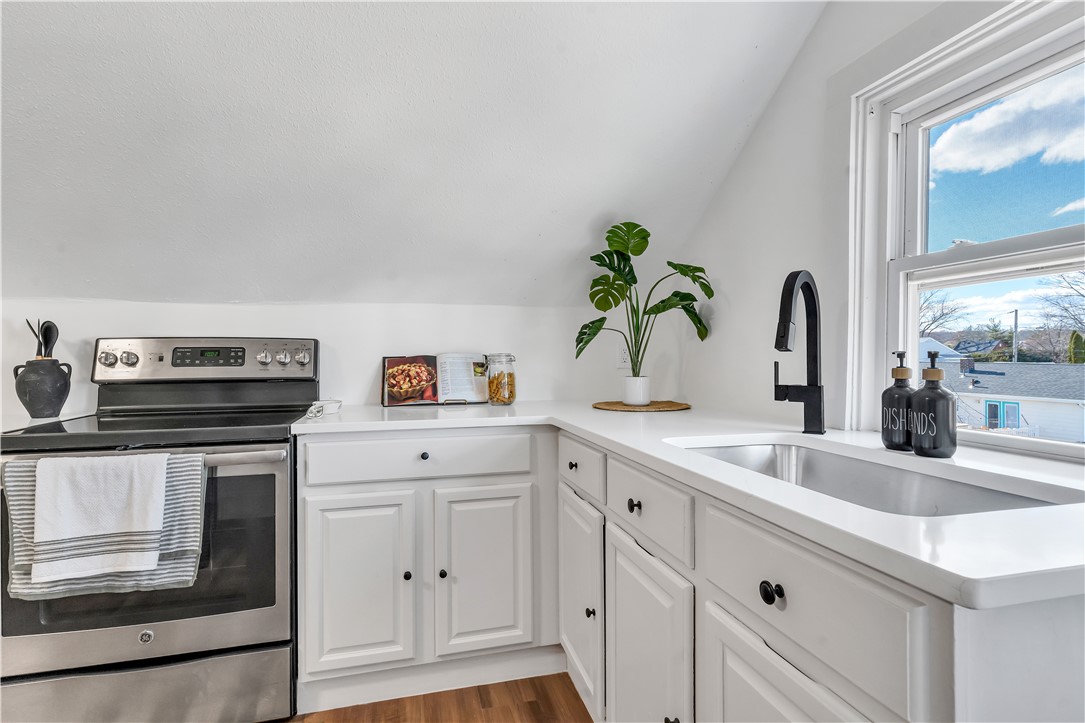 26 Clinton Street Johnston, RI 02919 - Photo 22 of 40