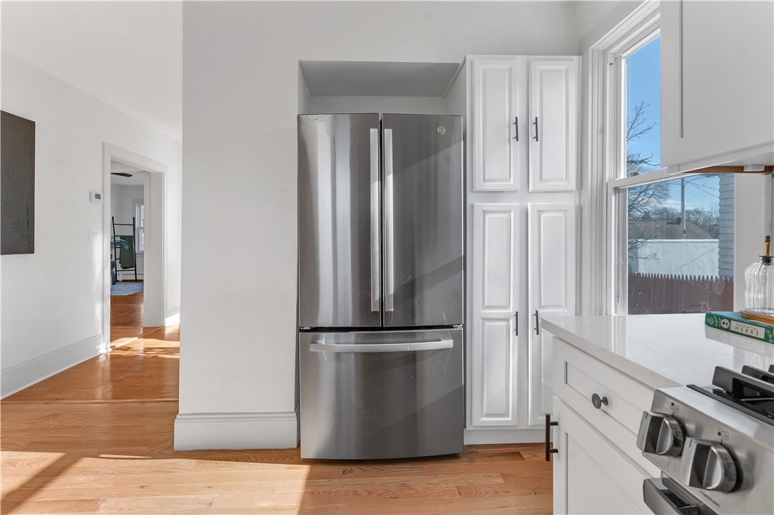 26 Clinton Street Johnston, RI 02919 - Photo 7 of 40